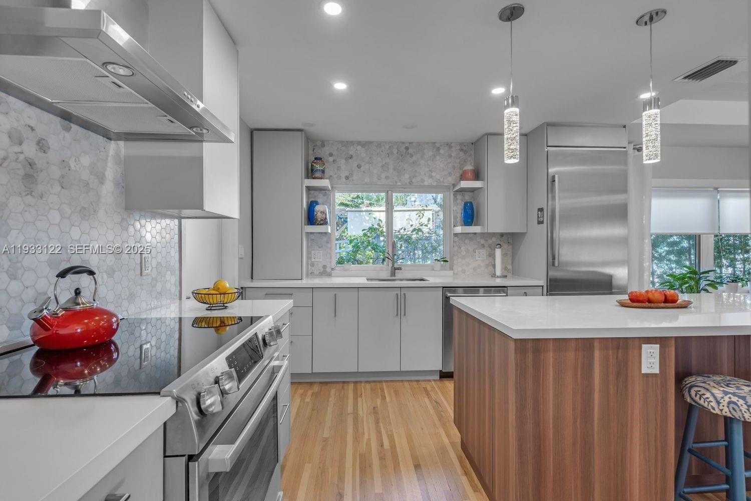 Small Image of 1245 MILAN AVE, Coral Gables Number 6