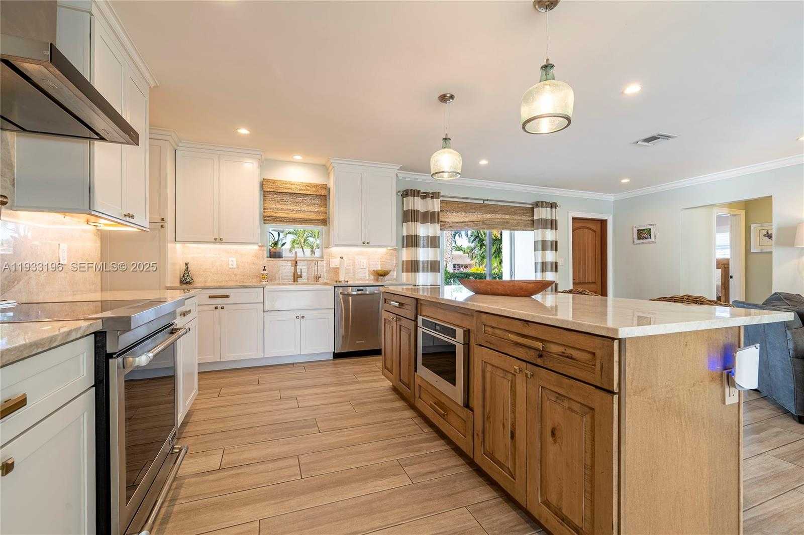 Small Image of 2832 NORTH EAST 34TH ST, Lighthouse Point Number 21