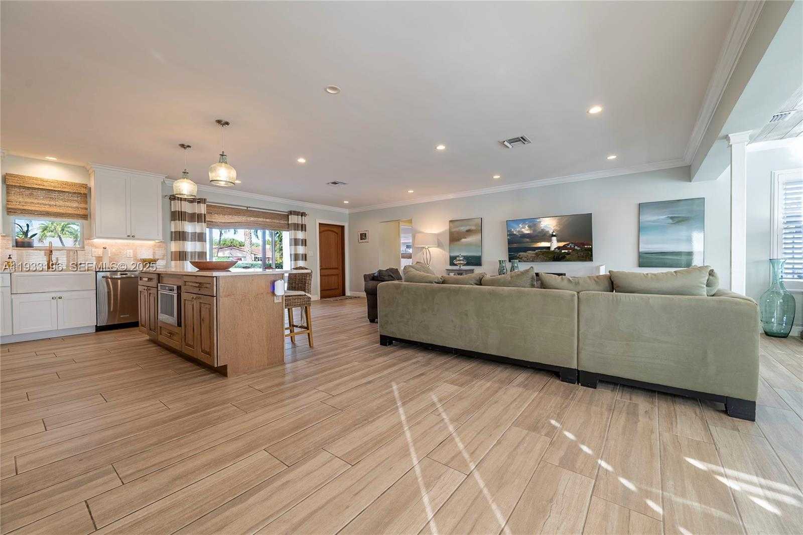 Small Image of 2832 NORTH EAST 34TH ST, Lighthouse Point Number 28