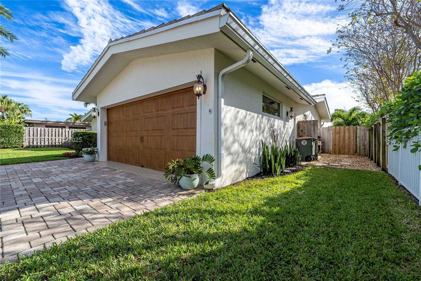 Small Image of 2832 NORTH EAST 34TH ST, Lighthouse Point Number 52