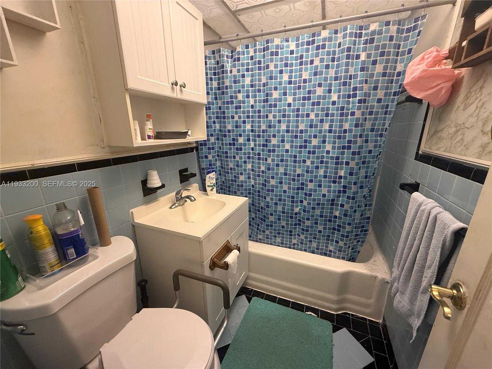 Small Image of 1001 SOUTH WEST 72ND CT, Miami Number 11