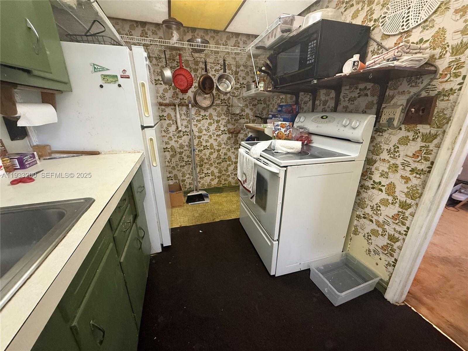 Small Image of 1001 SOUTH WEST 72ND CT, Miami Number 8