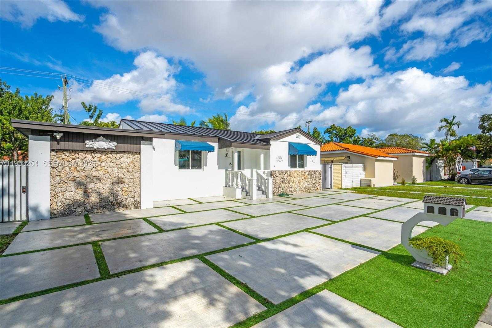 Small Image of 5931 SOUTH WEST 14TH ST, West Miami Number 2