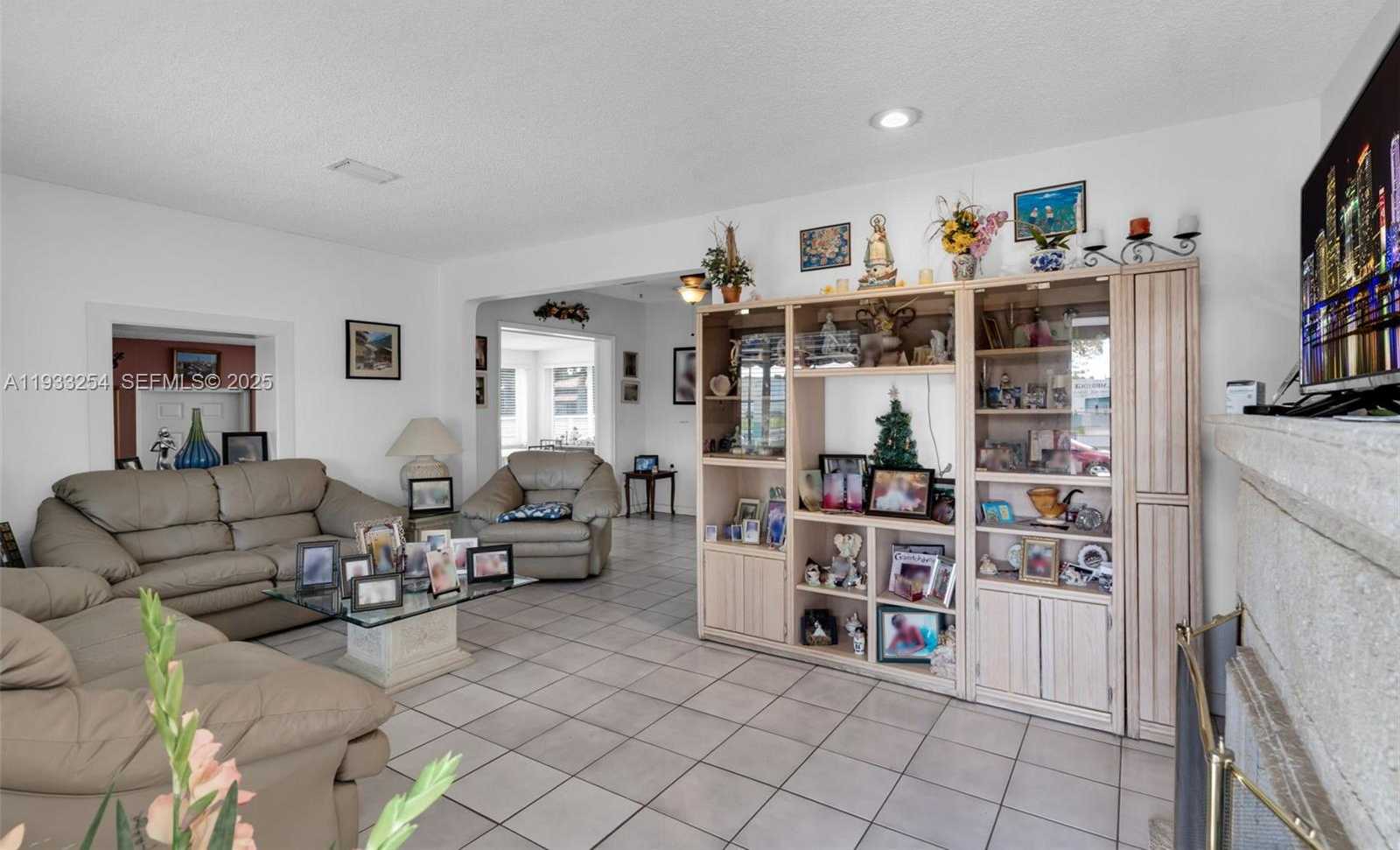 Small Image of 5931 SOUTH WEST 14TH ST, West Miami Number 4