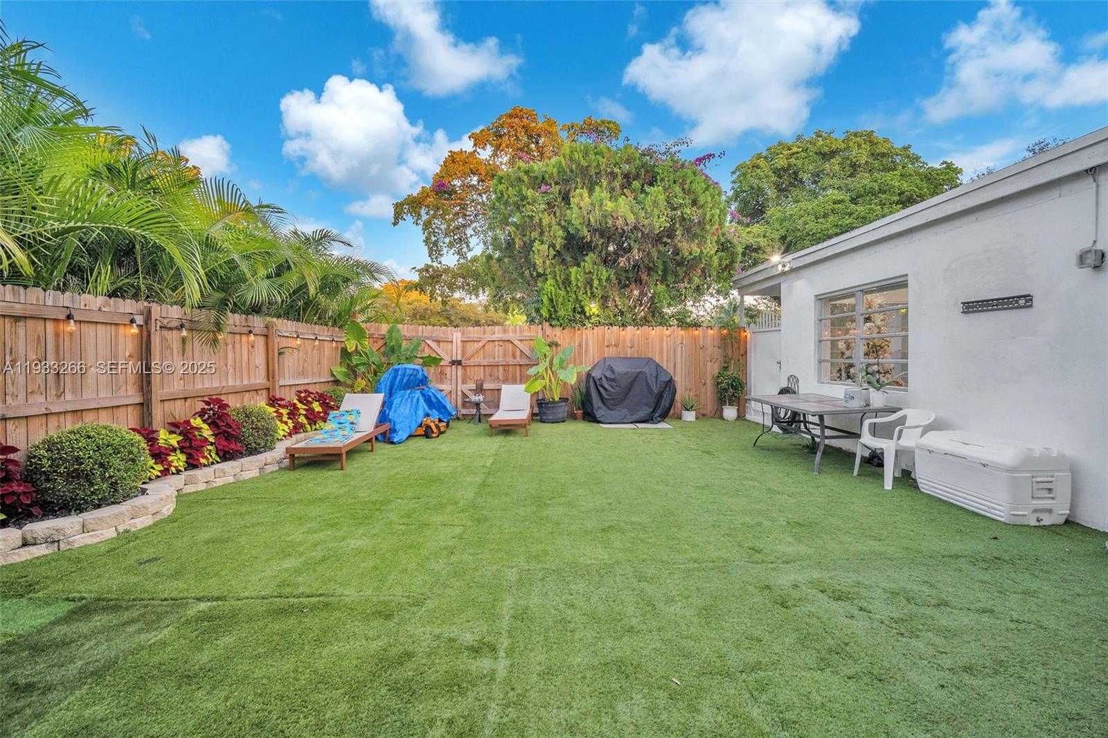 Small Image of 14140 NORTH EAST 10TH AVE, North Miami Number 15