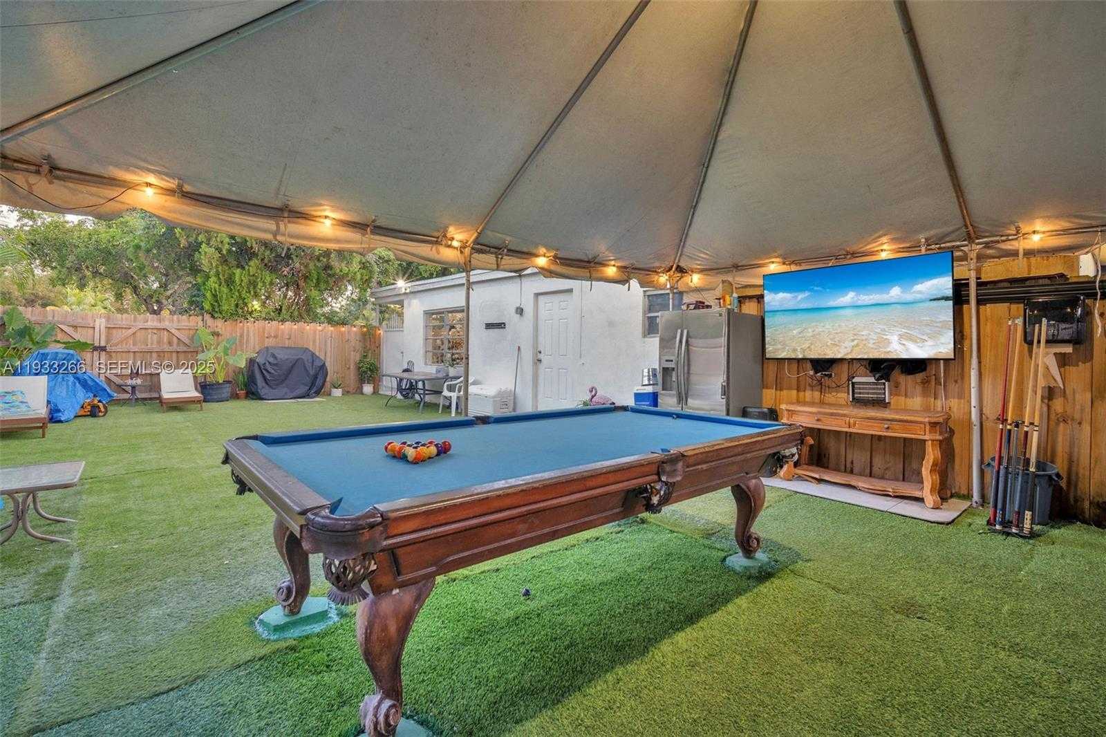 Small Image of 14140 NORTH EAST 10TH AVE, North Miami Number 18