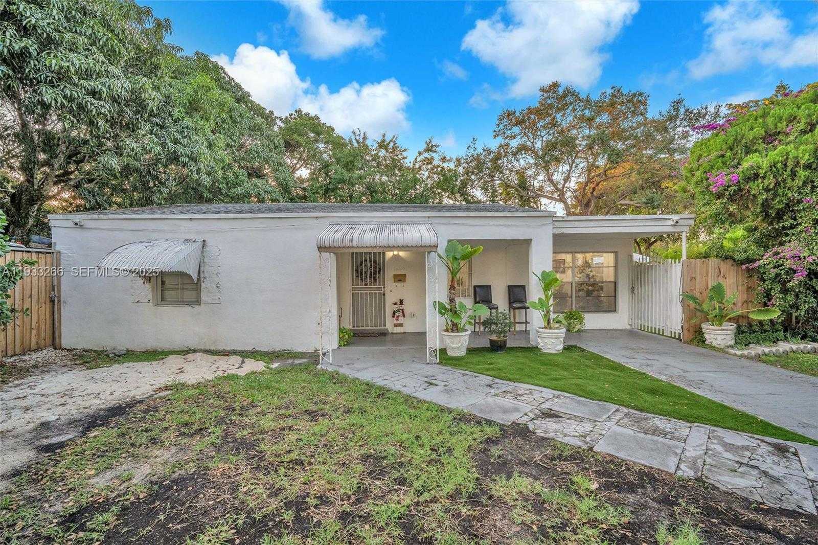 Small Image of 14140 NORTH EAST 10TH AVE, North Miami Number 2