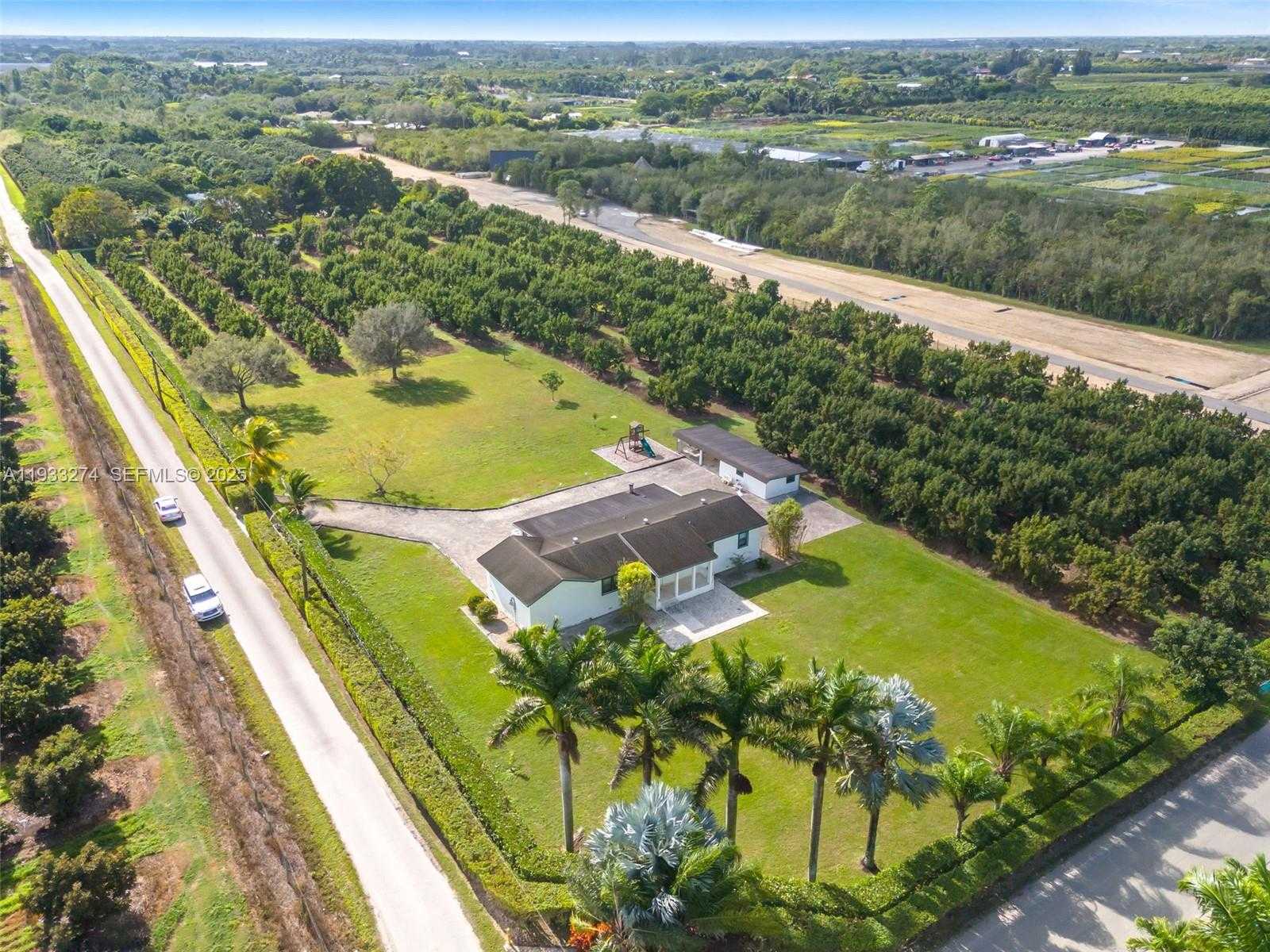 Small Image of 18900 SOUTH WEST 224TH ST, Miami Number 22