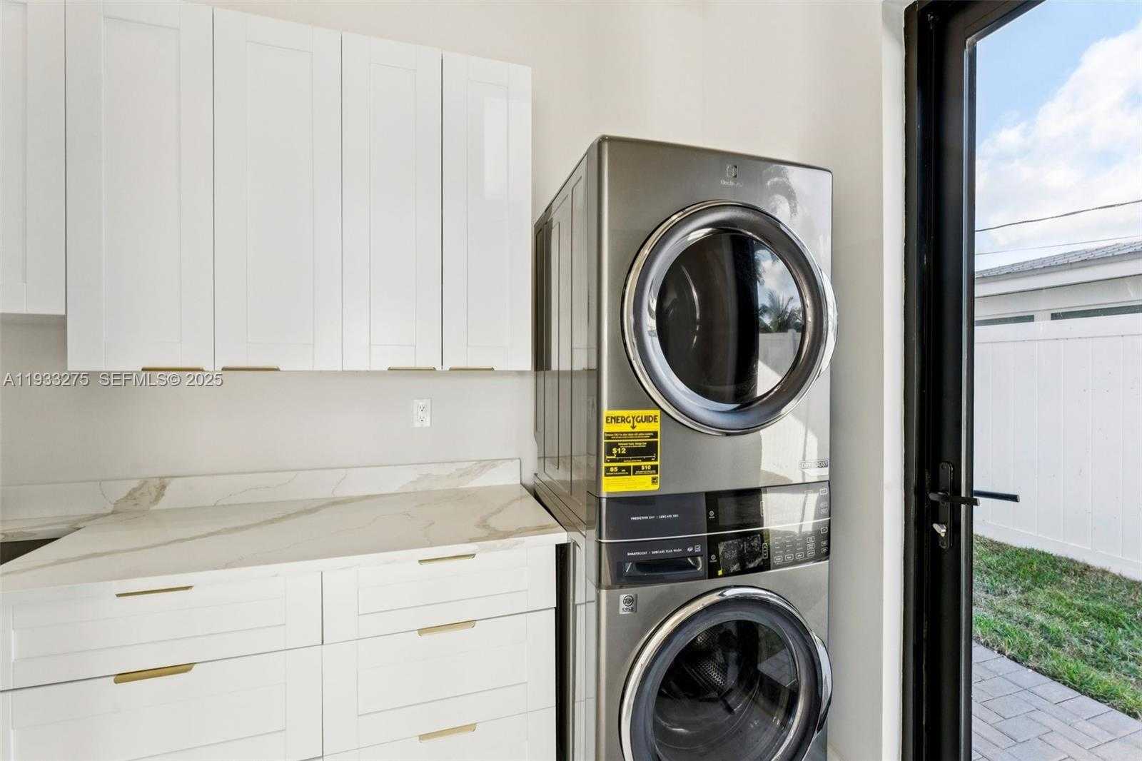 Small Image of 1304 SOUTH EAST 10TH TER, Deerfield Beach Number 20