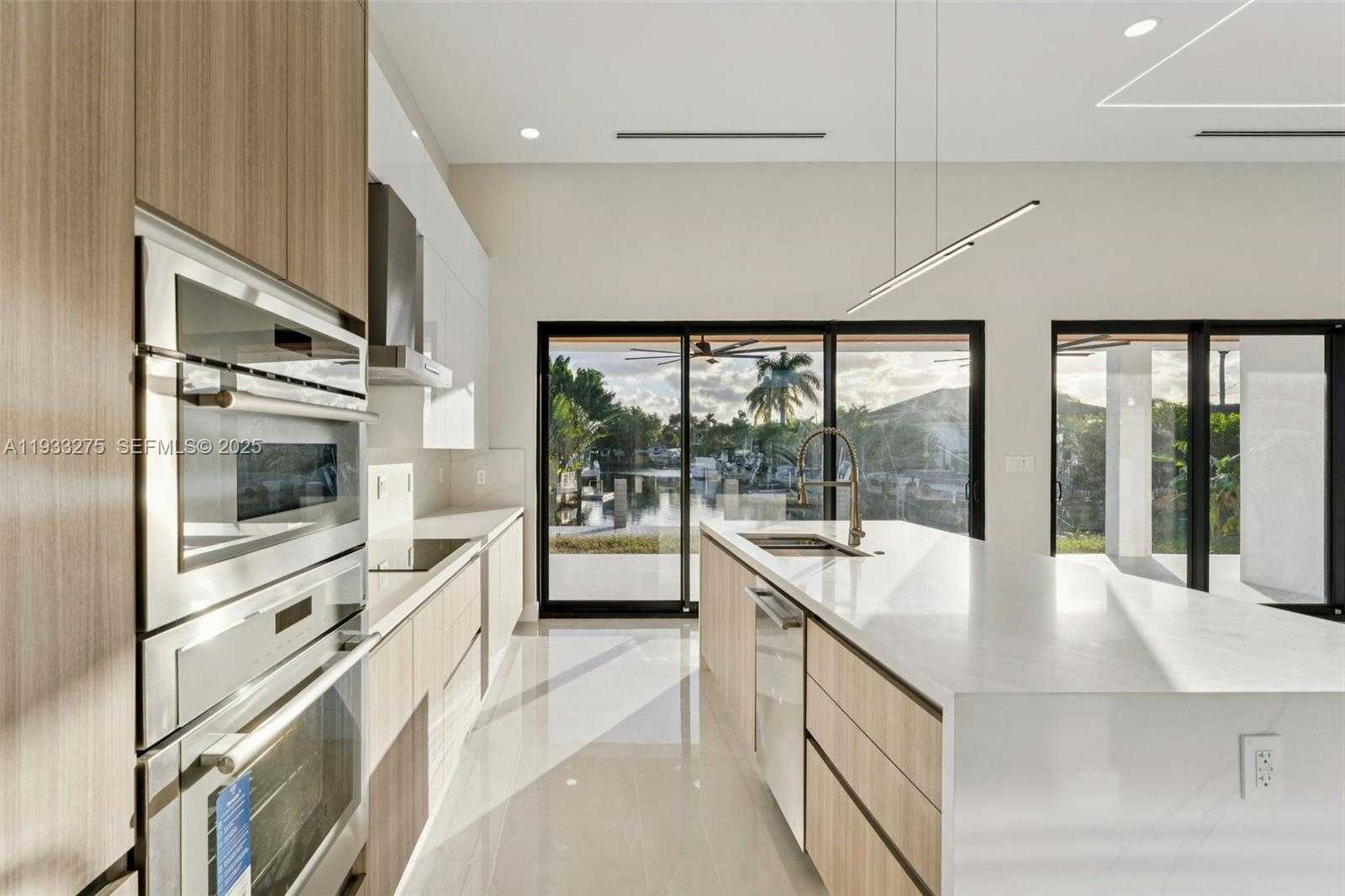 Small Image of 1304 SOUTH EAST 10TH TER, Deerfield Beach Number 9