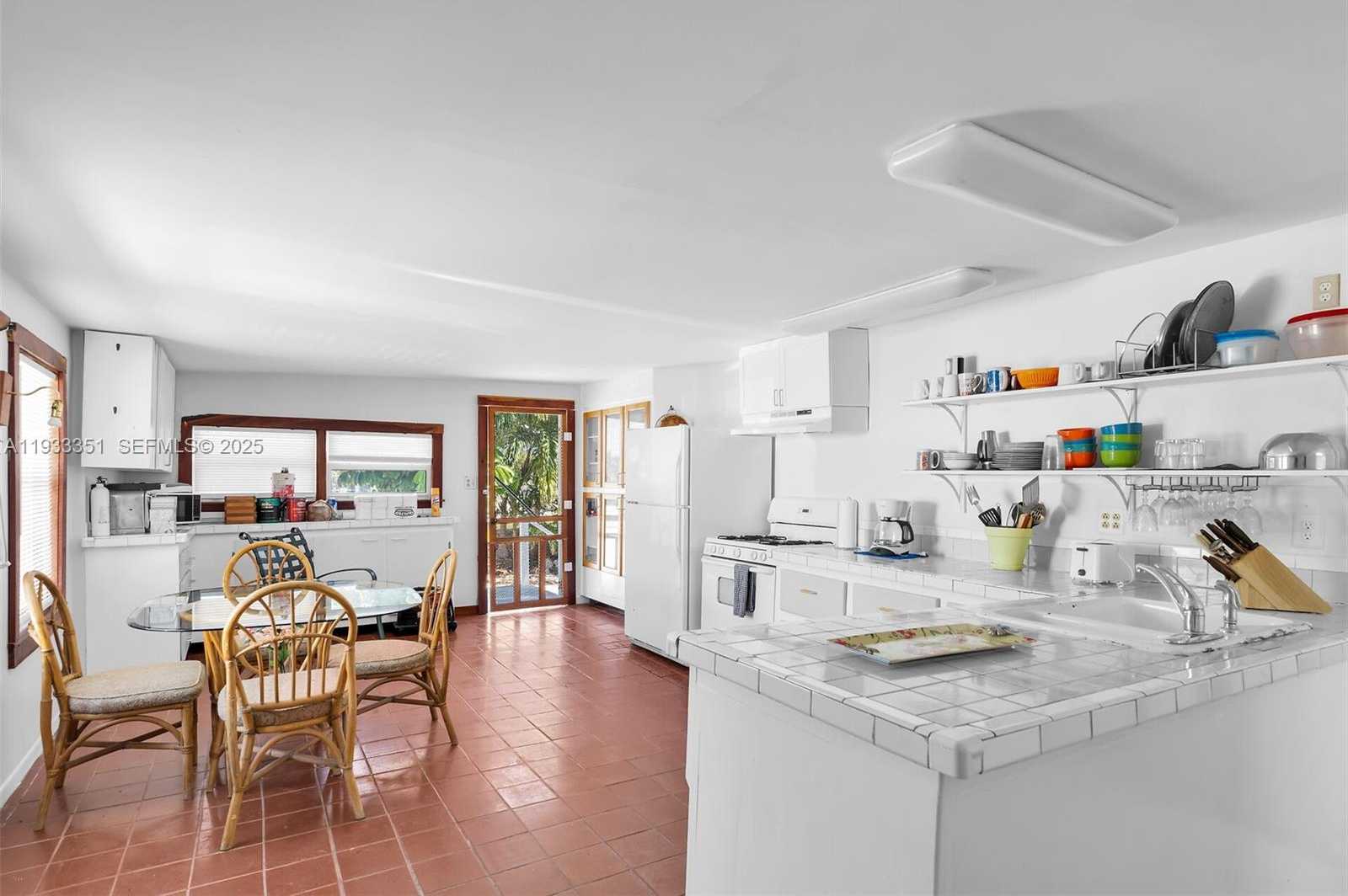 Small Image of 59761 OVERSEAS HWY, Marathon Number 15