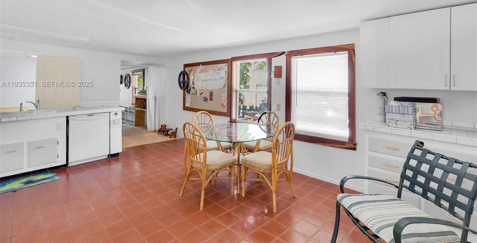 Small Image of 59761 OVERSEAS HWY, Marathon Number 17