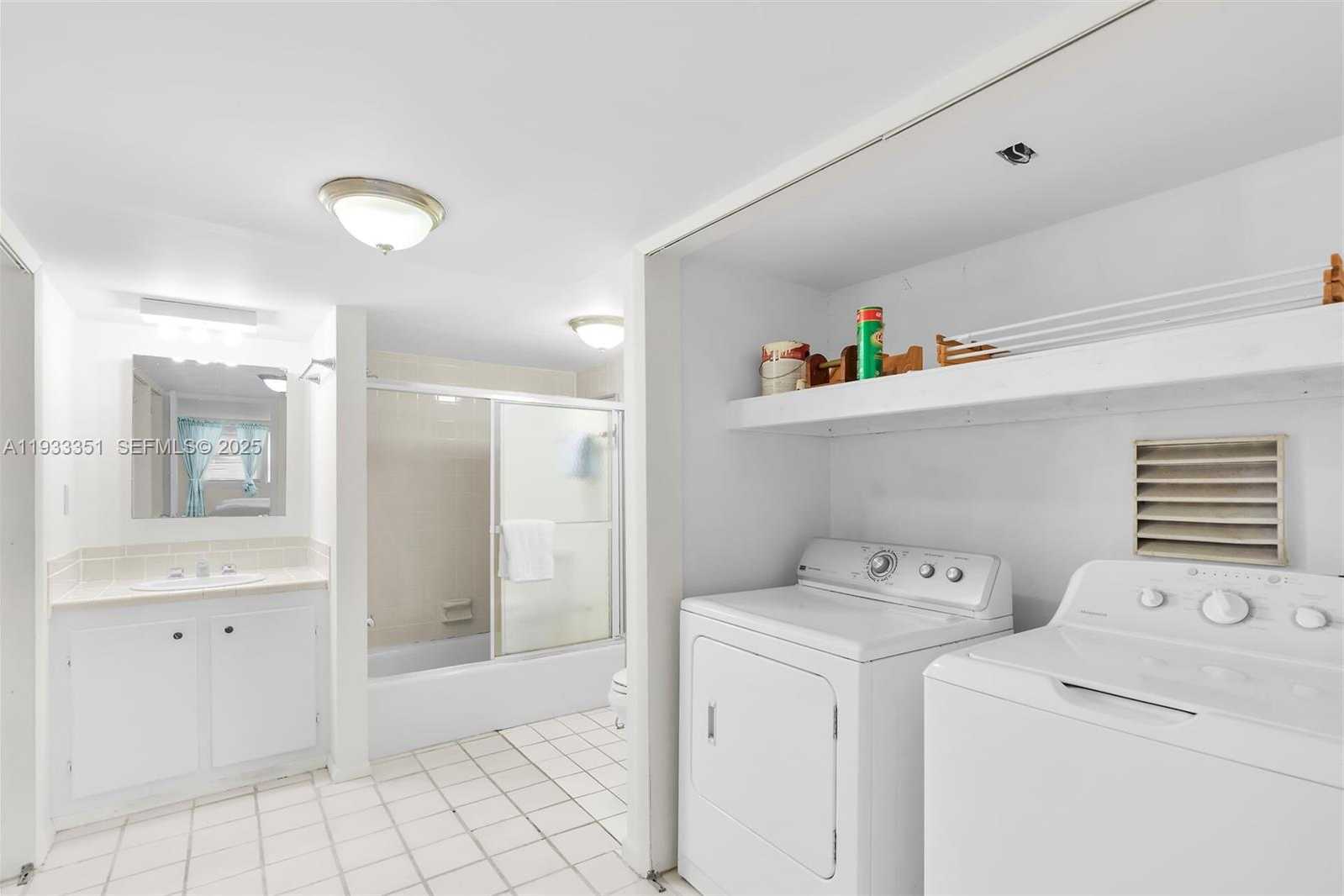 Small Image of 59761 OVERSEAS HWY, Marathon Number 25