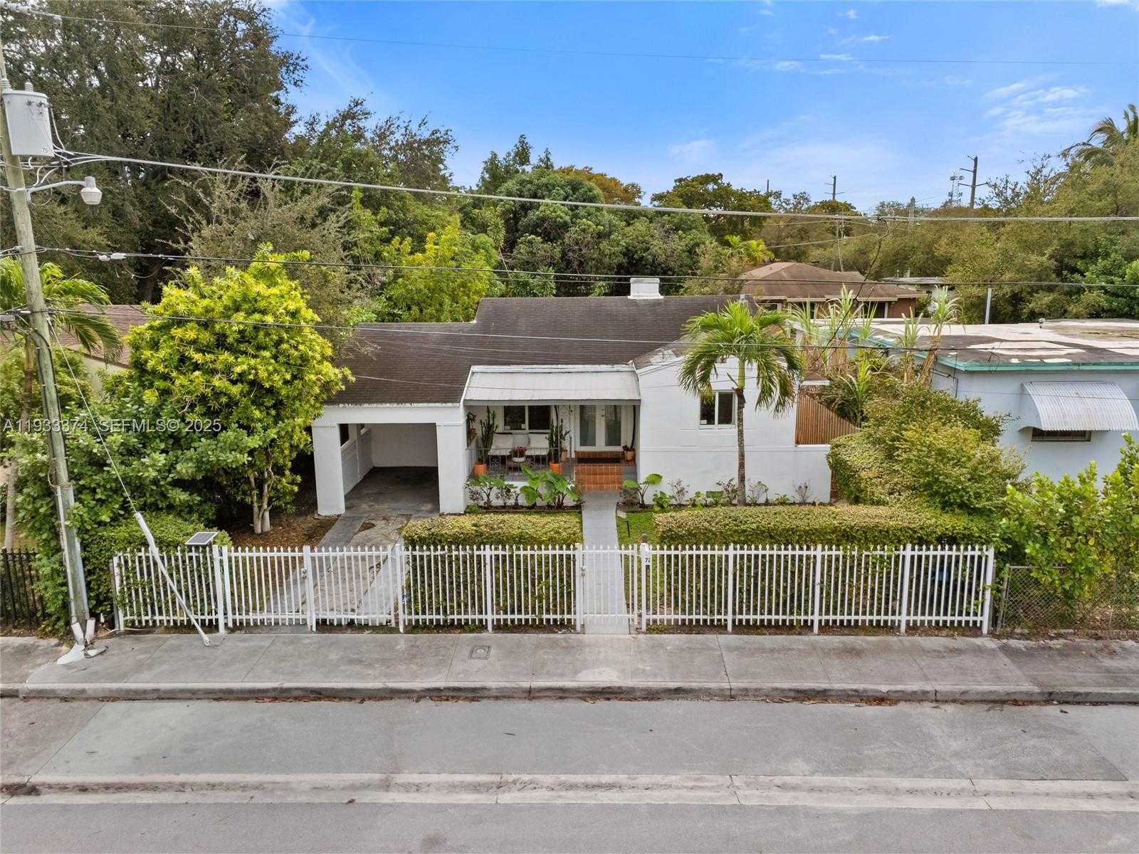 Small Image of 272 NORTH WEST 42ND ST, Miami Number 13