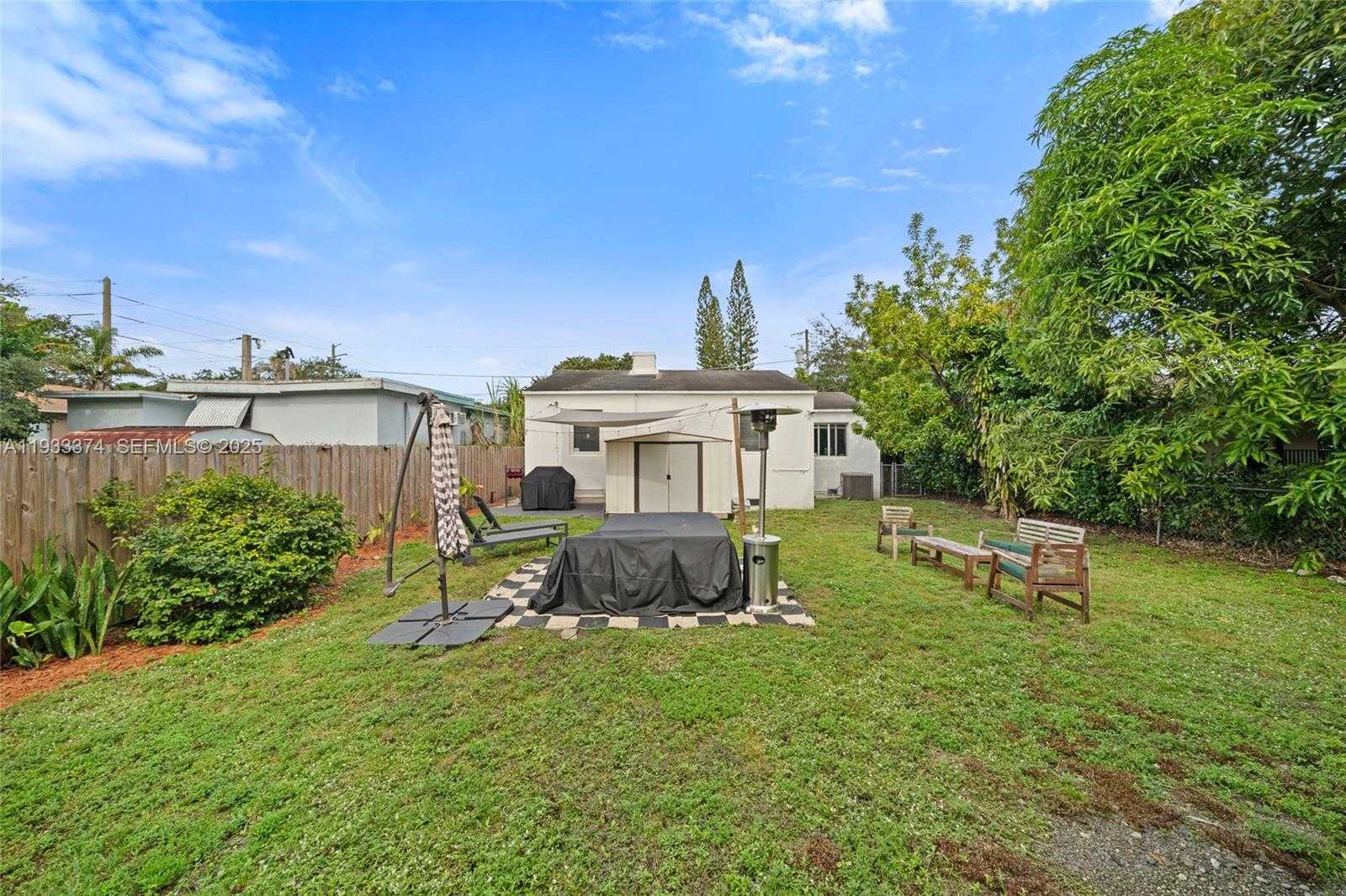 Small Image of 272 NORTH WEST 42ND ST, Miami Number 20