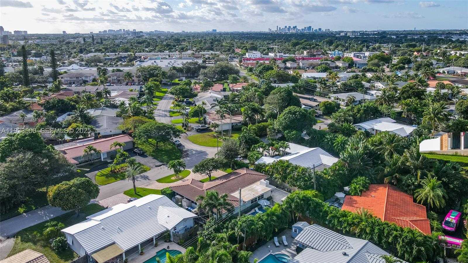 Small Image of 1707 NORTH EAST 52ND ST, Fort Lauderdale Number 26