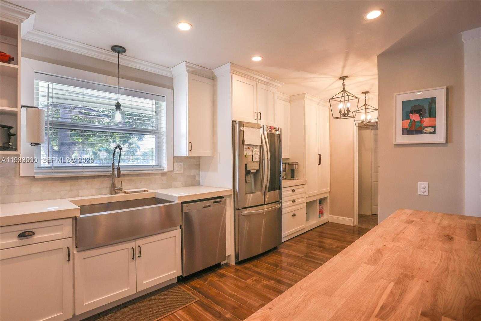 Small Image of 1707 NORTH EAST 52ND ST, Fort Lauderdale Number 5