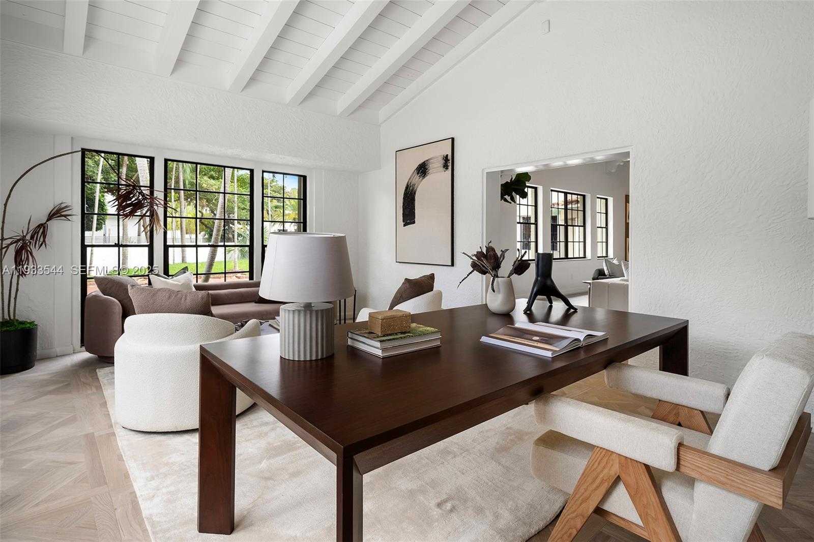 Small Image of 3500 FLAMINGO DR, Miami Beach Number 18