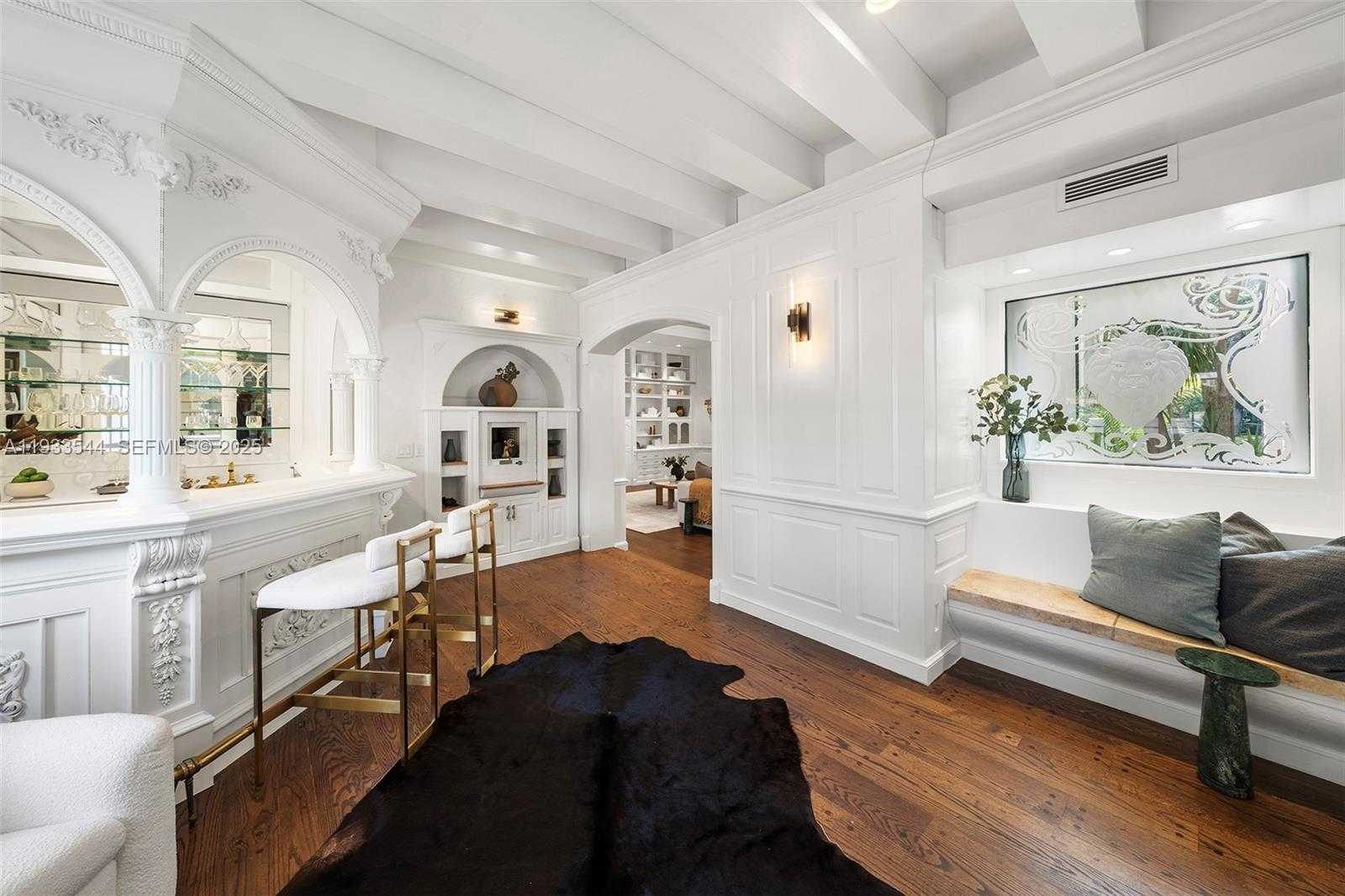 Small Image of 3500 FLAMINGO DR, Miami Beach Number 21