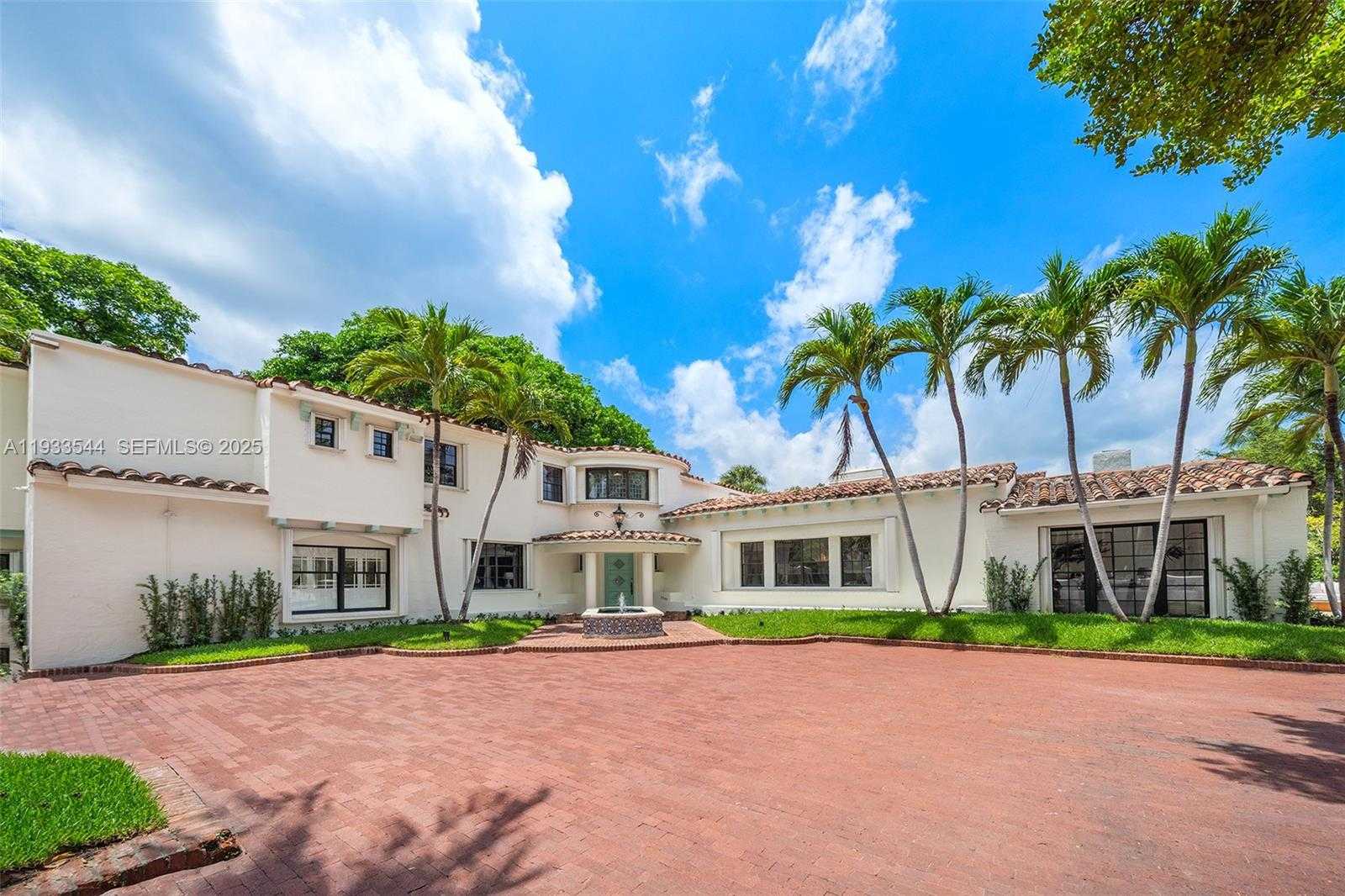 Small Image of 3500 FLAMINGO DR, Miami Beach Number 61