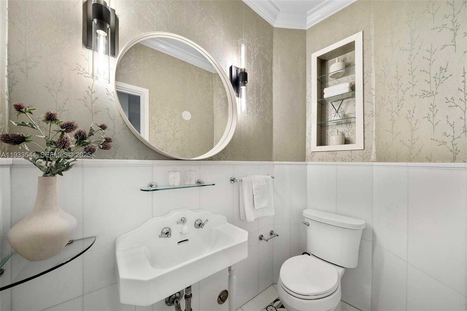 Small Image of 3500 FLAMINGO DR, Miami Beach Number 68