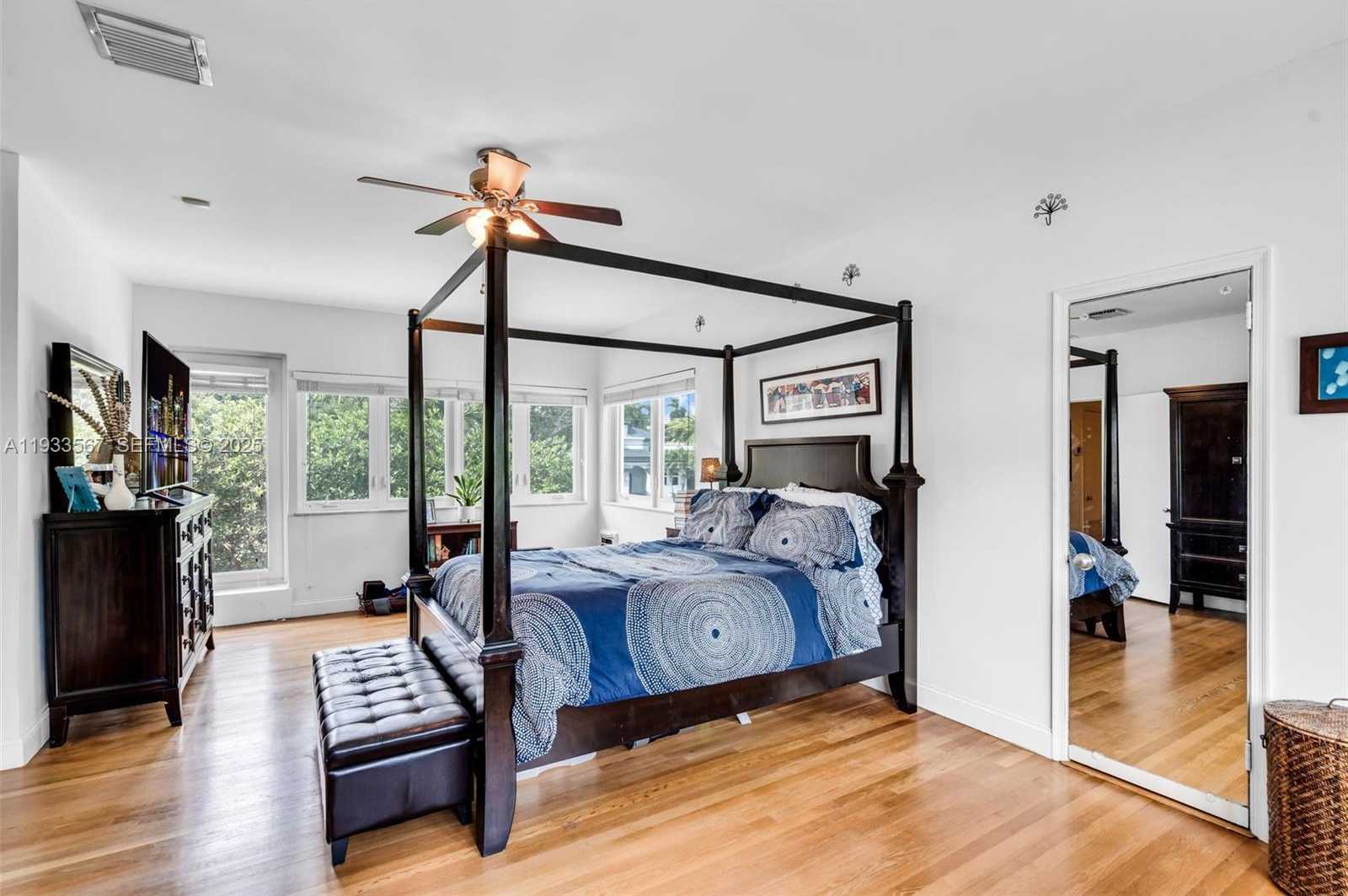 Small Image of 5965 ALTON RD, Miami Beach Number 24