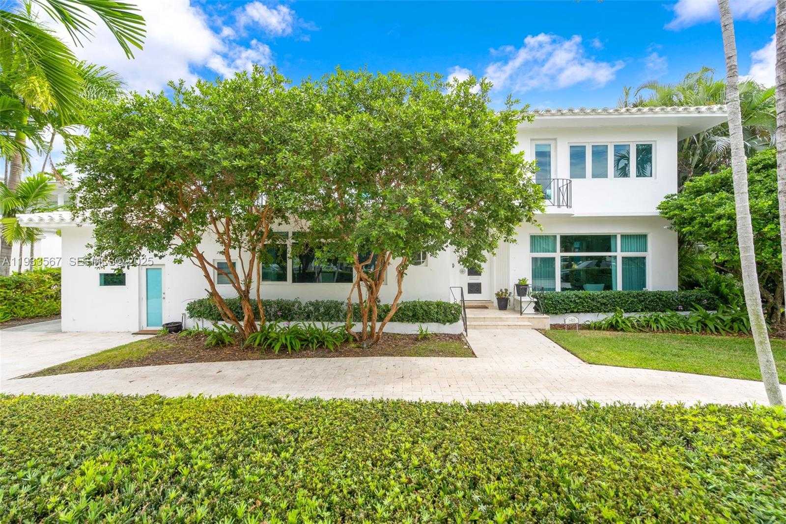 Small Image of 5965 ALTON RD, Miami Beach Number 9