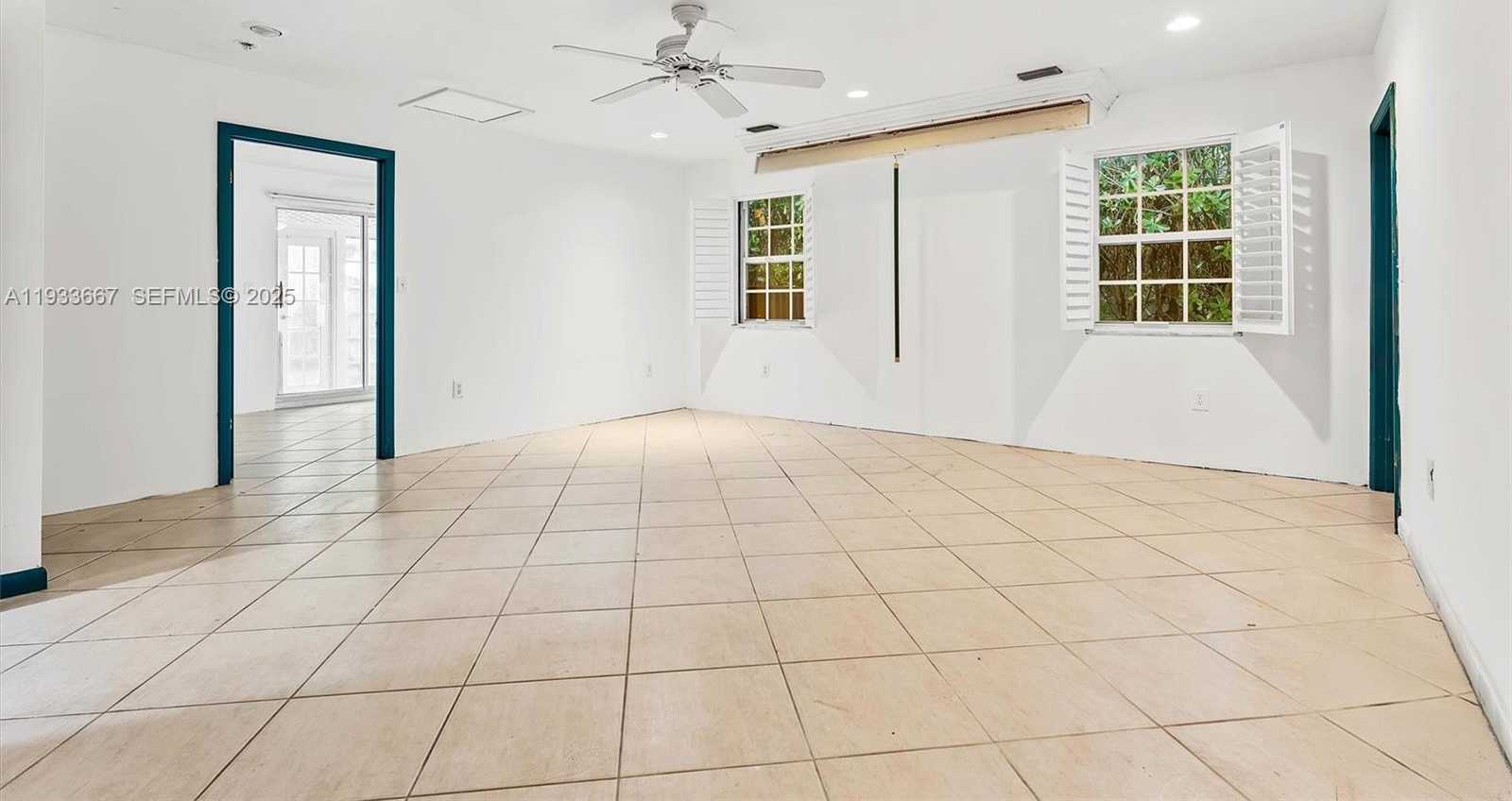 Small Image of 11770 GRIFFING BLVD, Biscayne Park Number 25