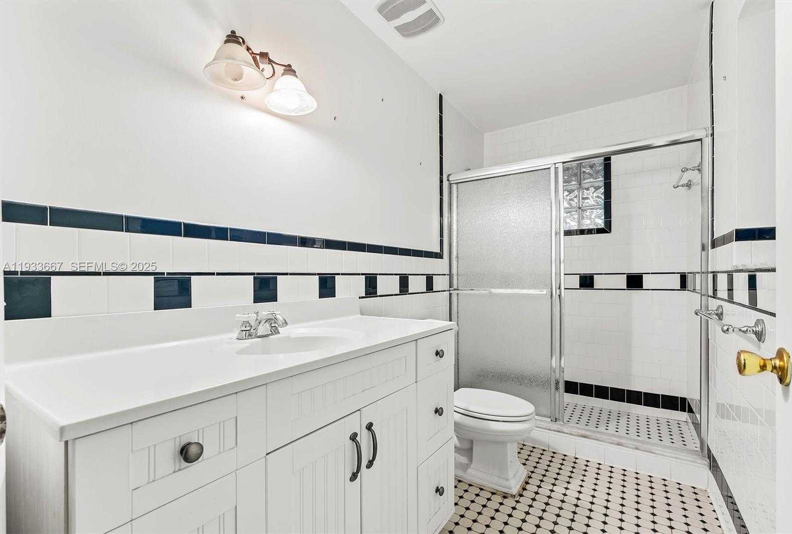 Small Image of 11770 GRIFFING BLVD, Biscayne Park Number 42