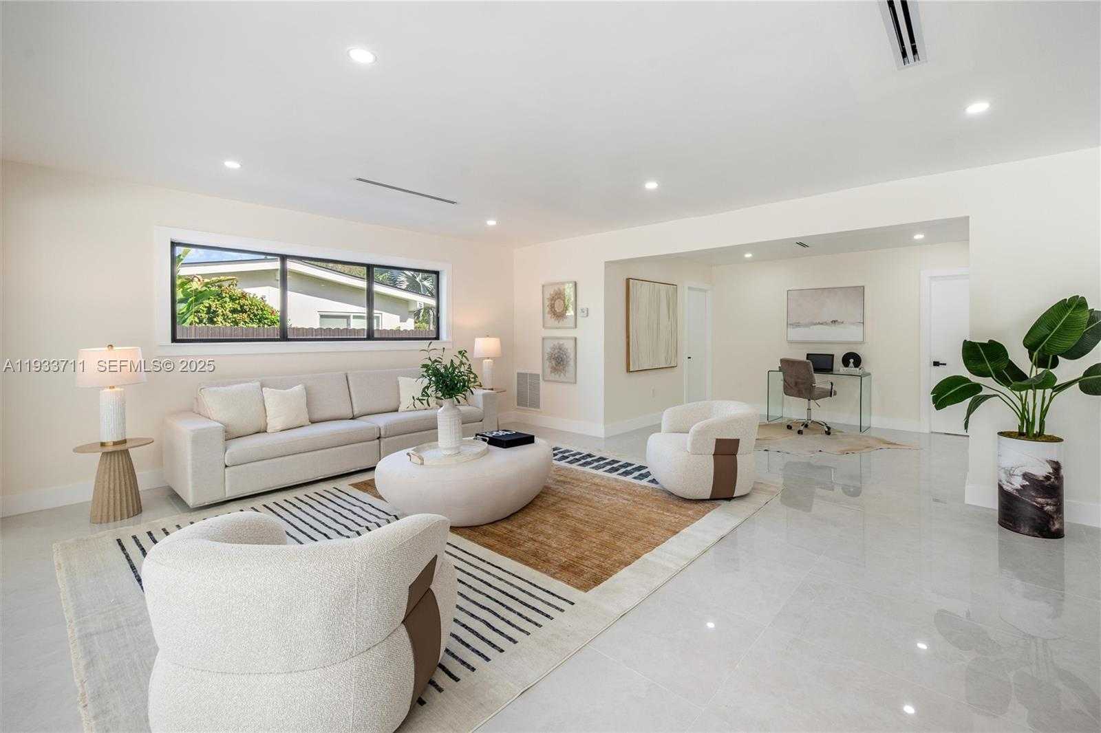 Small Image of 13800 SOUTH WEST 79TH CT, Palmetto Bay Number 2