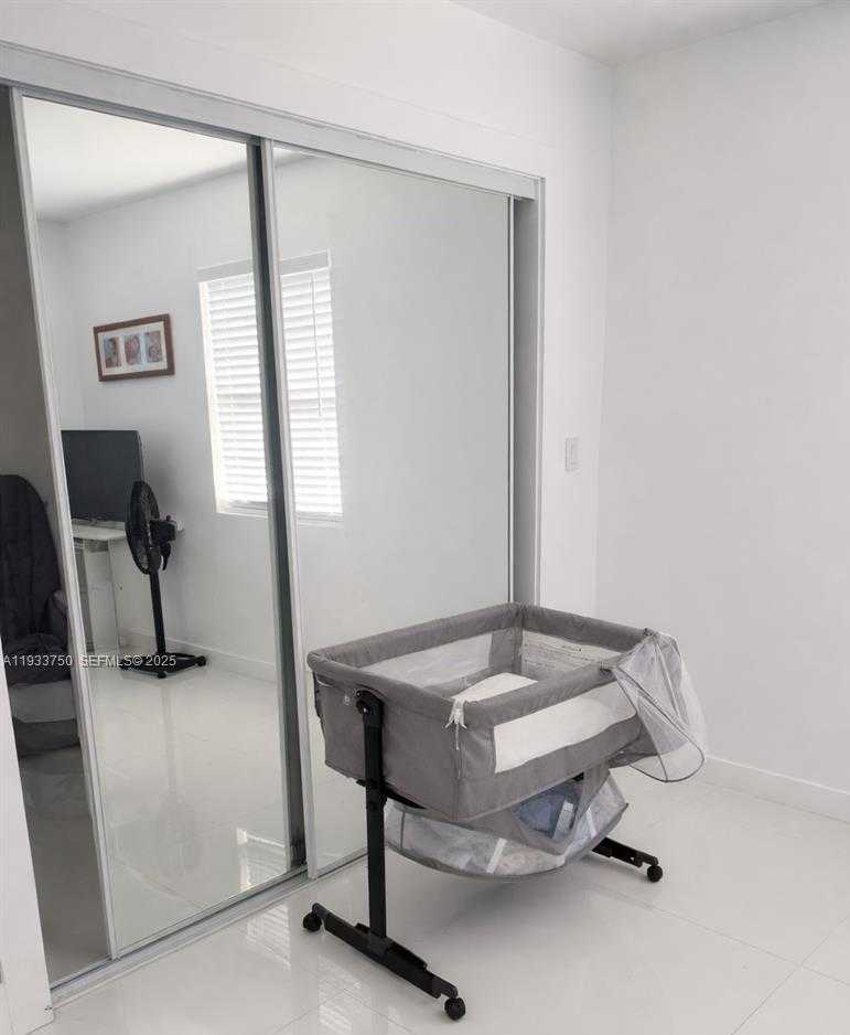 Small Image of 5250 SOUTH WEST 115TH AVE, Miami Number 13