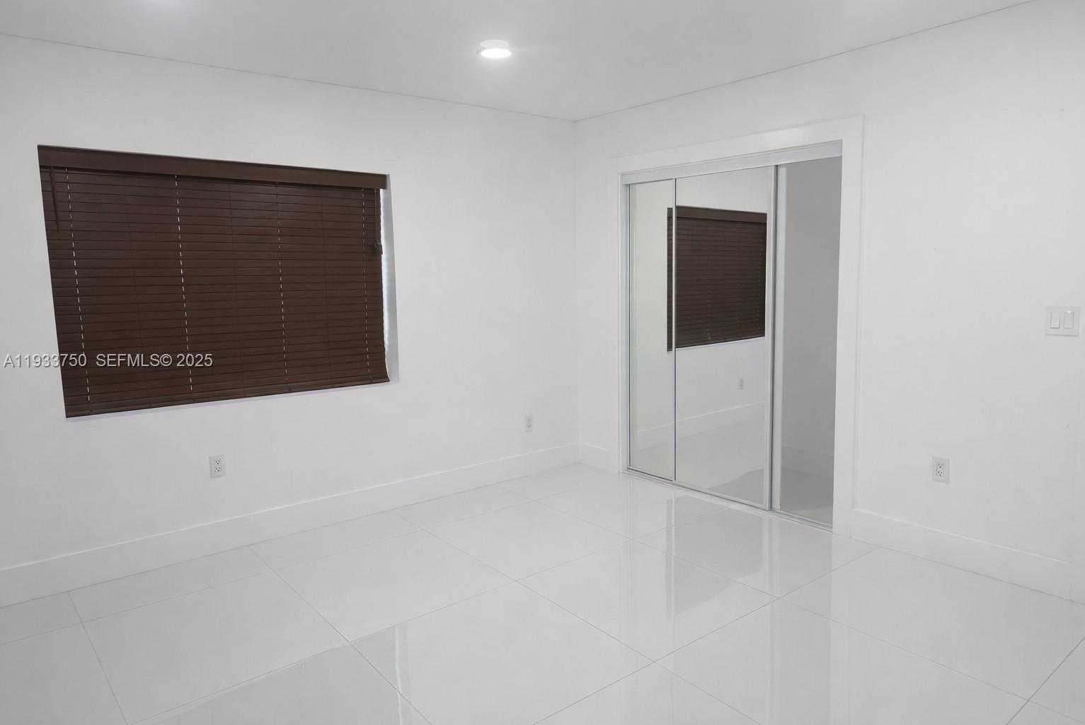 Small Image of 5250 SOUTH WEST 115TH AVE, Miami Number 5