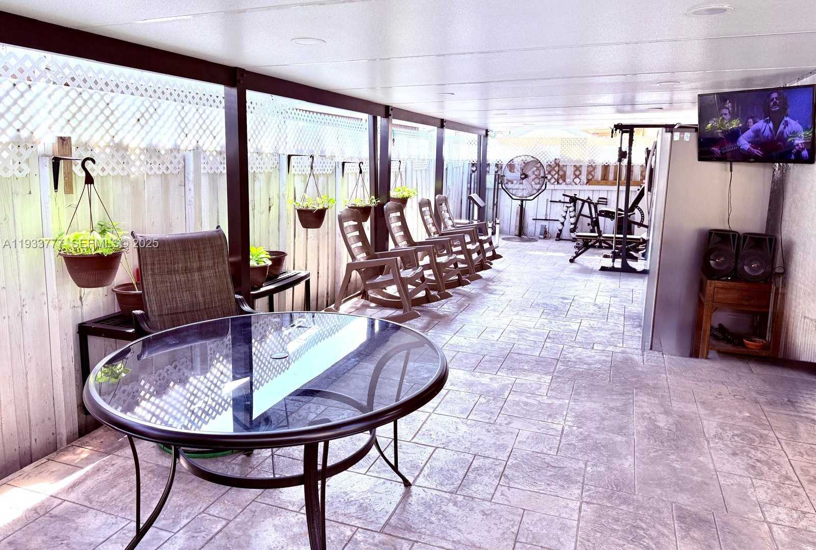 Small Image of 7185 WEST 30TH LN, Hialeah Number 12