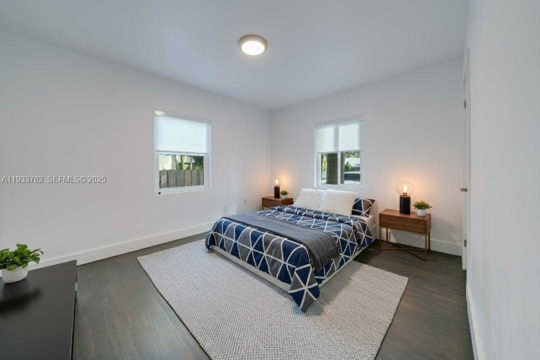 Small Image of 125 NORTH WEST 88TH ST, El Portal Number 12