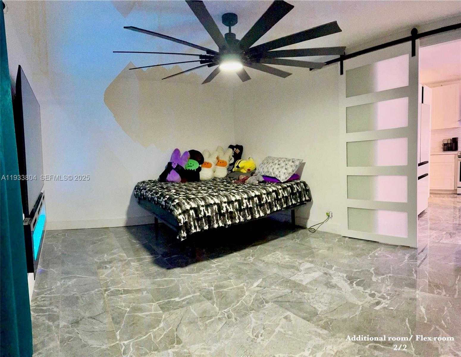 Small Image of 607 MAPLE DR, Margate Number 33