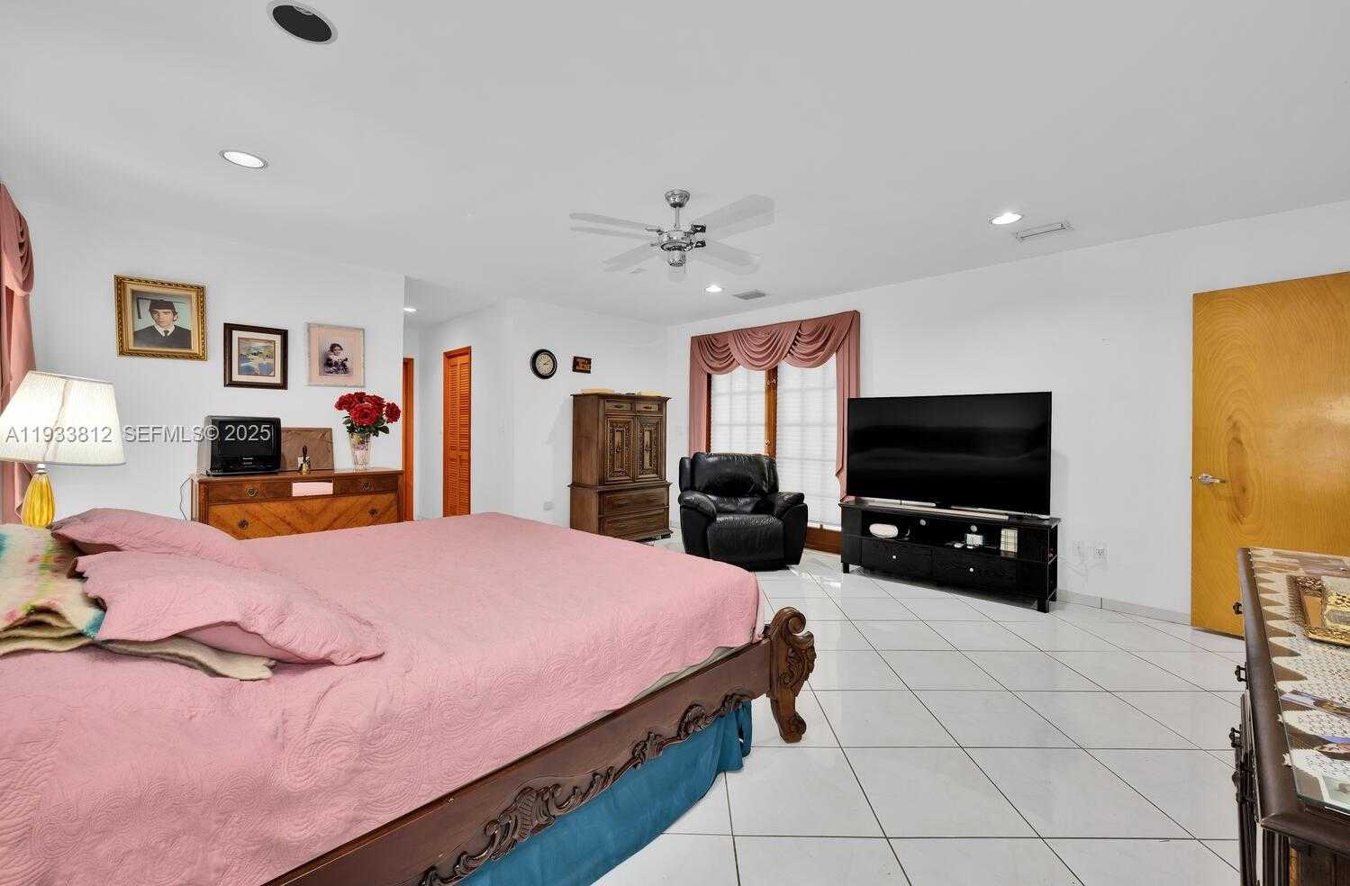 Small Image of 165 WEST 50TH ST, Hialeah Number 22