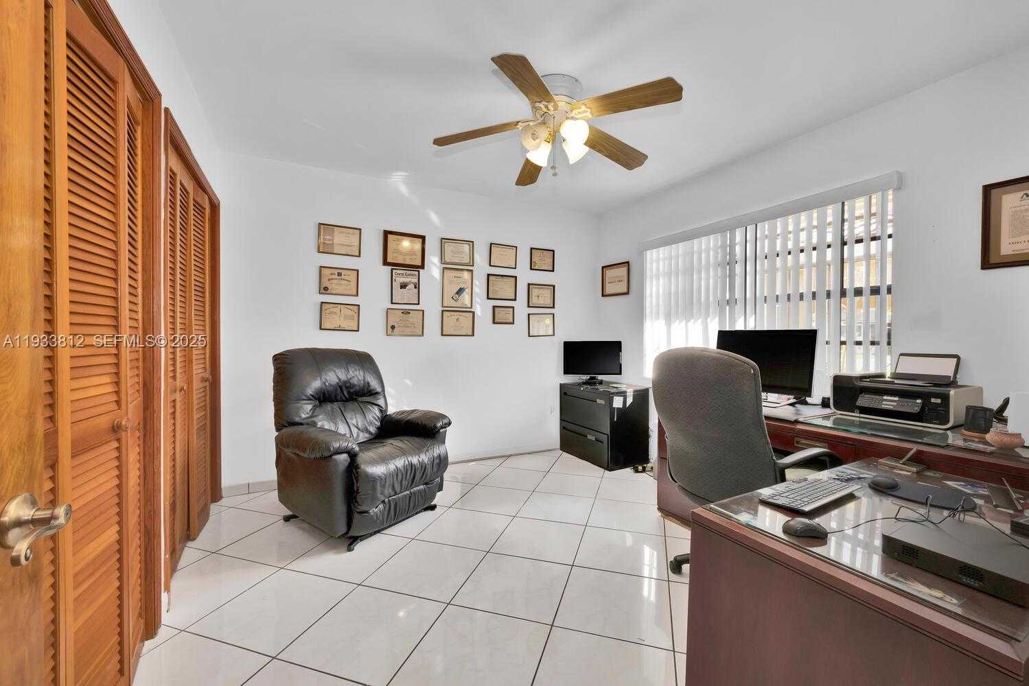Small Image of 165 WEST 50TH ST, Hialeah Number 28