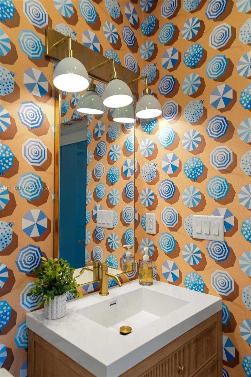 Small Image of 127 PEACE AVE, Key Largo Number 33