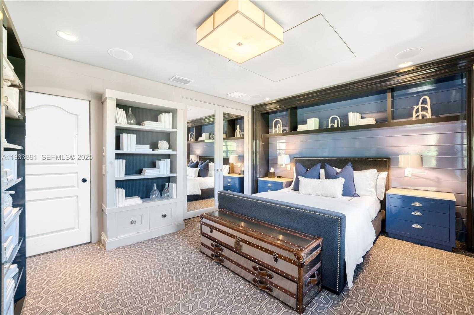 Small Image of 5077 NORTH BAY RD, Miami Beach Number 23