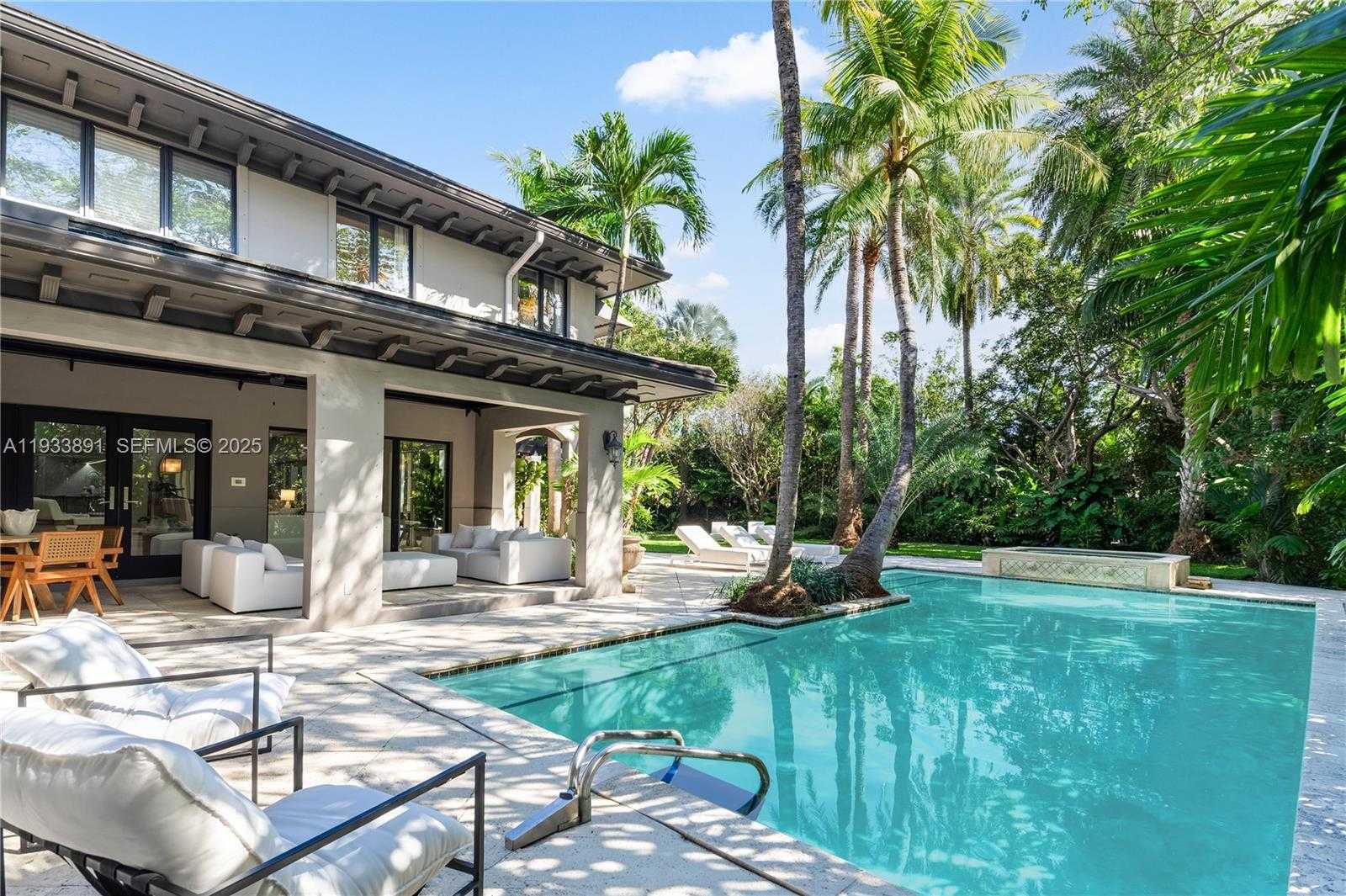 Small Image of 5077 NORTH BAY RD, Miami Beach Number 32