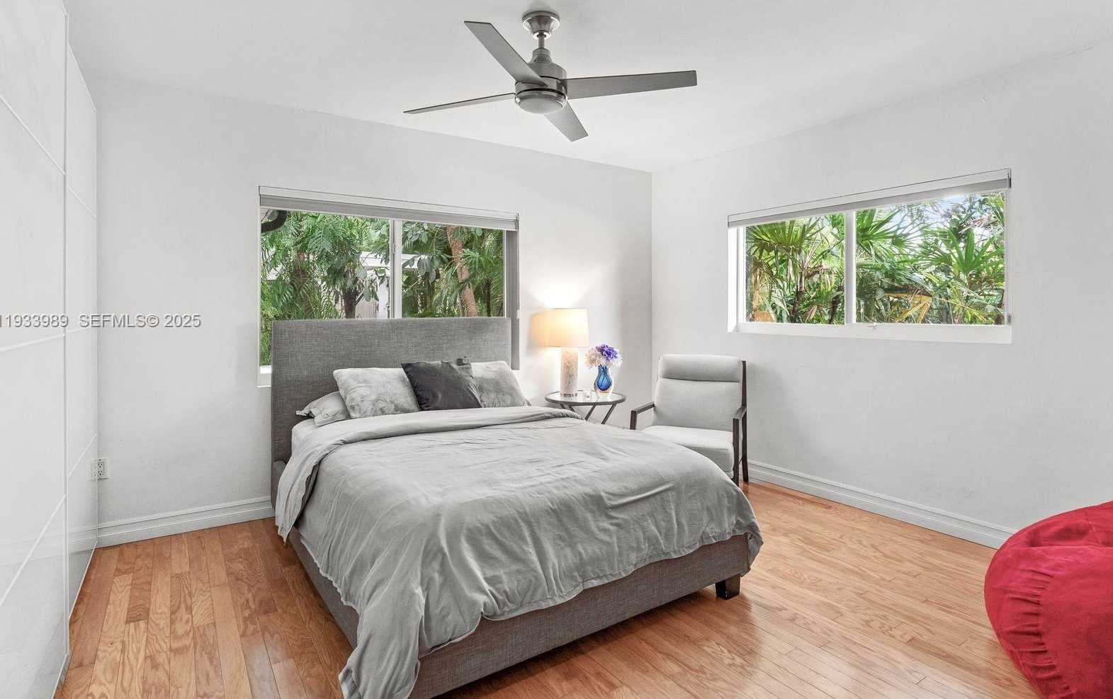 Small Image of 6511 RIVIERA DR, Coral Gables Number 18