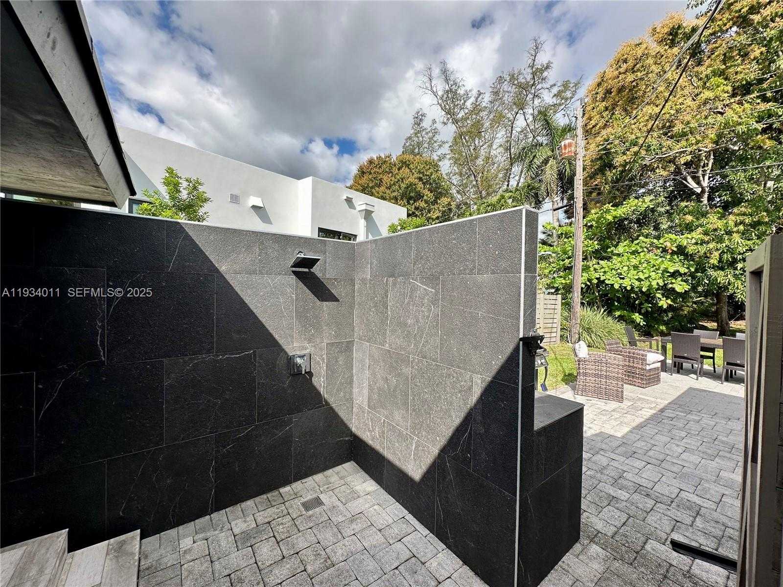 Small Image of 513 NORTH WEST 30TH ST, Wilton Manors Number 11