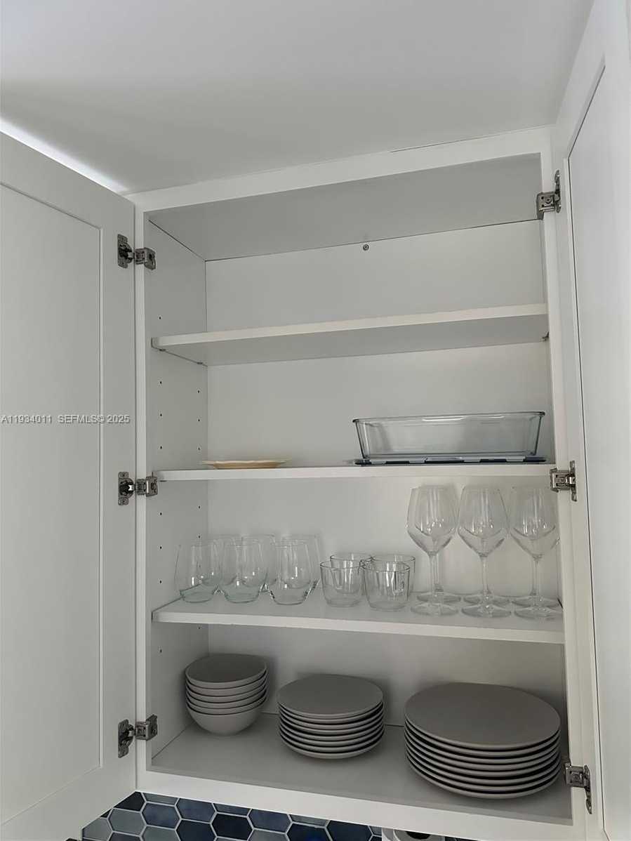 Small Image of 513 NORTH WEST 30TH ST, Wilton Manors Number 21