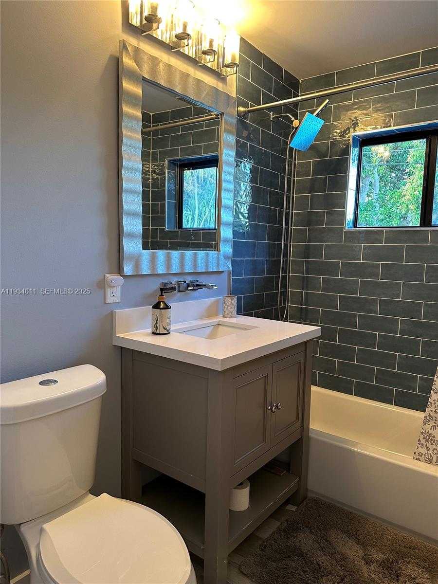 Small Image of 513 NORTH WEST 30TH ST, Wilton Manors Number 33