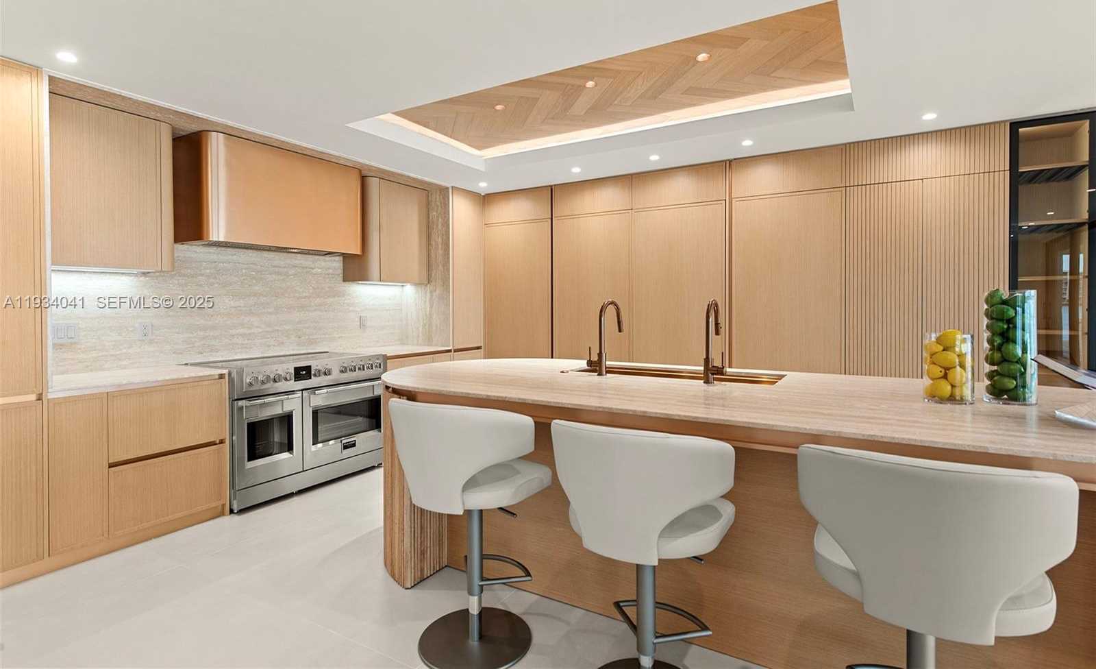 Small Image of 3209 NORTH EAST 169TH ST, North Miami Beach Number 12