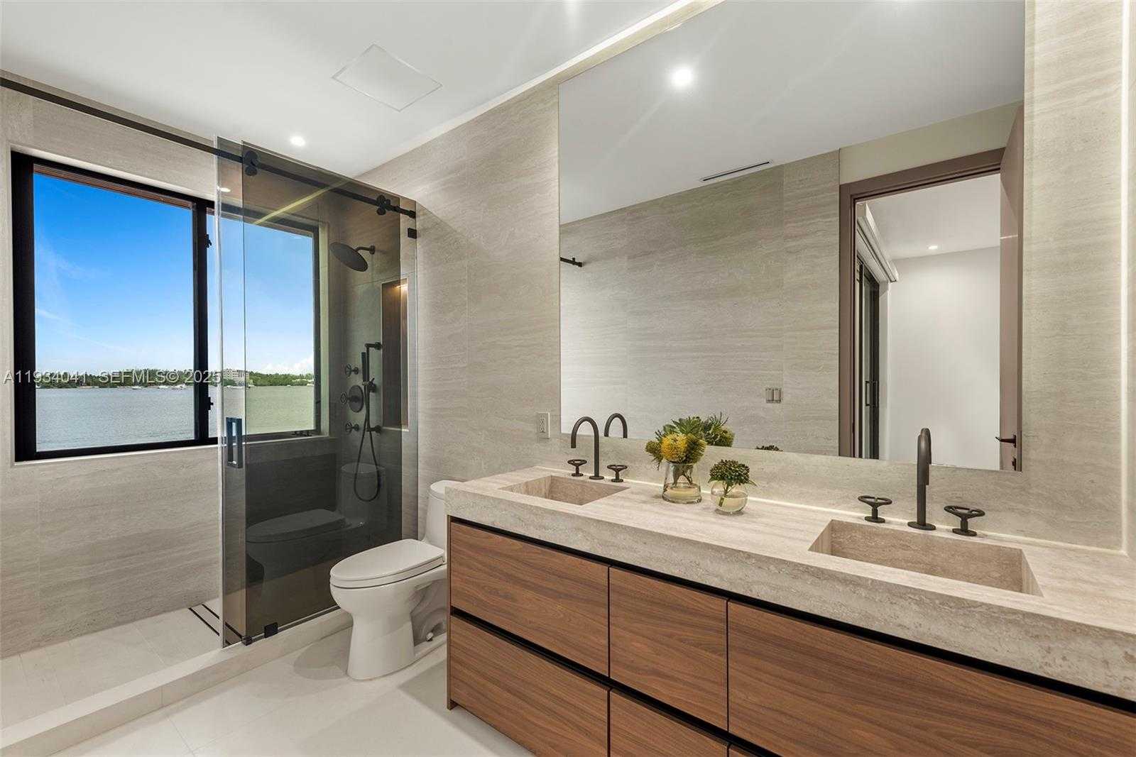 Small Image of 3209 NORTH EAST 169TH ST, North Miami Beach Number 29