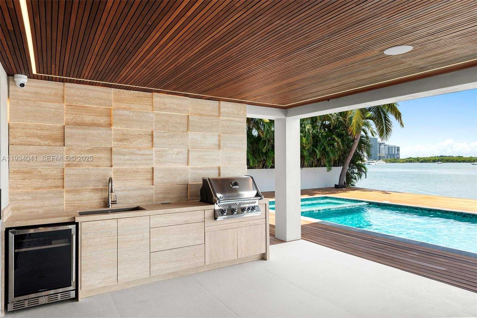 Small Image of 3209 NORTH EAST 169TH ST, North Miami Beach Number 34