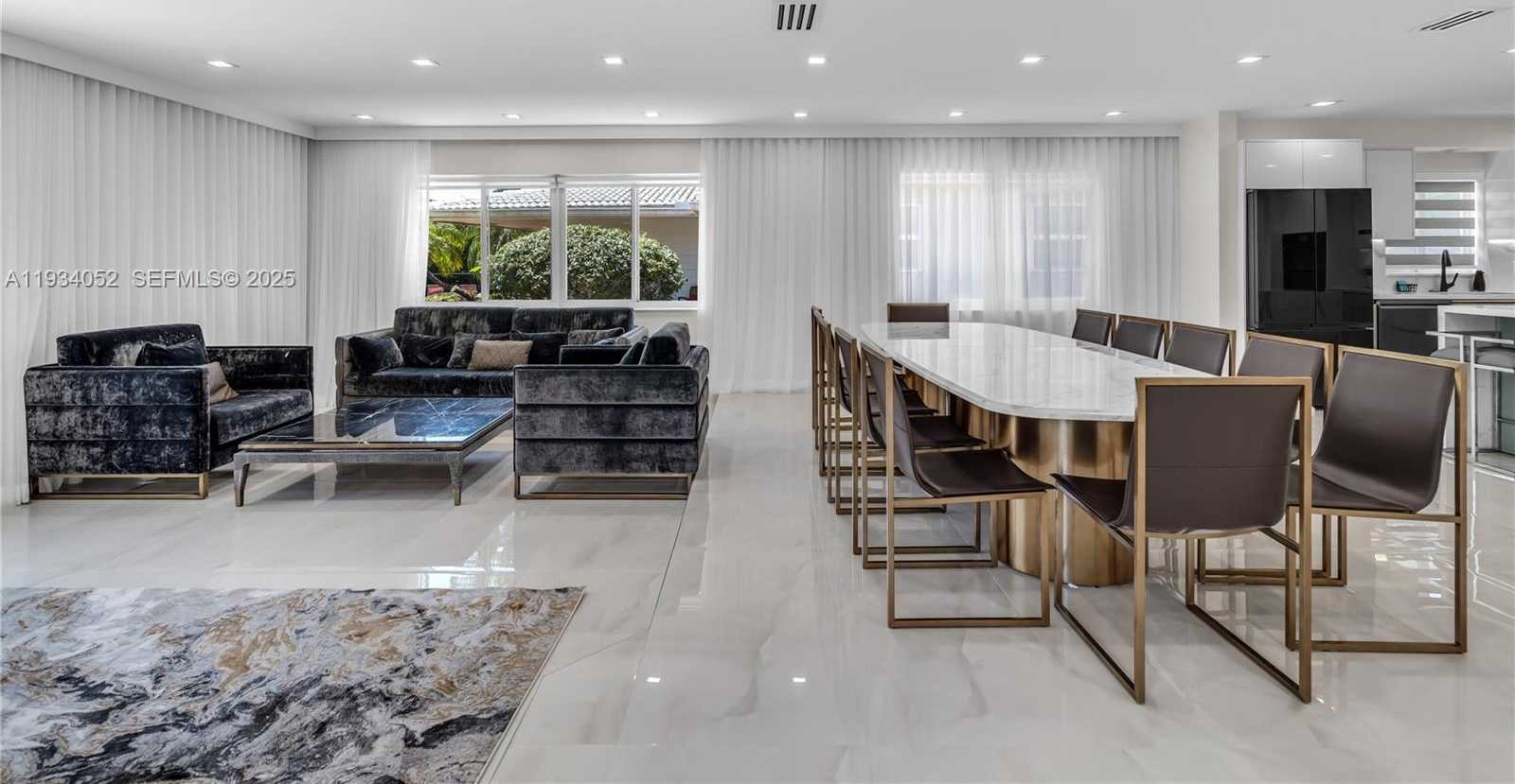 Small Image of 1045 HOLLYWOOD BLVD, Hollywood Number 10