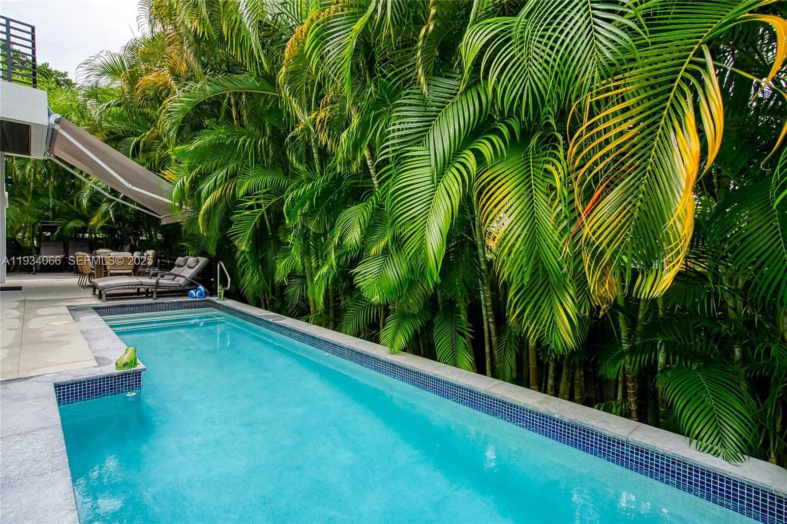 Small Image of 311 SOUTH EAST 189TH ST, Sunny Isles Beach Number 13