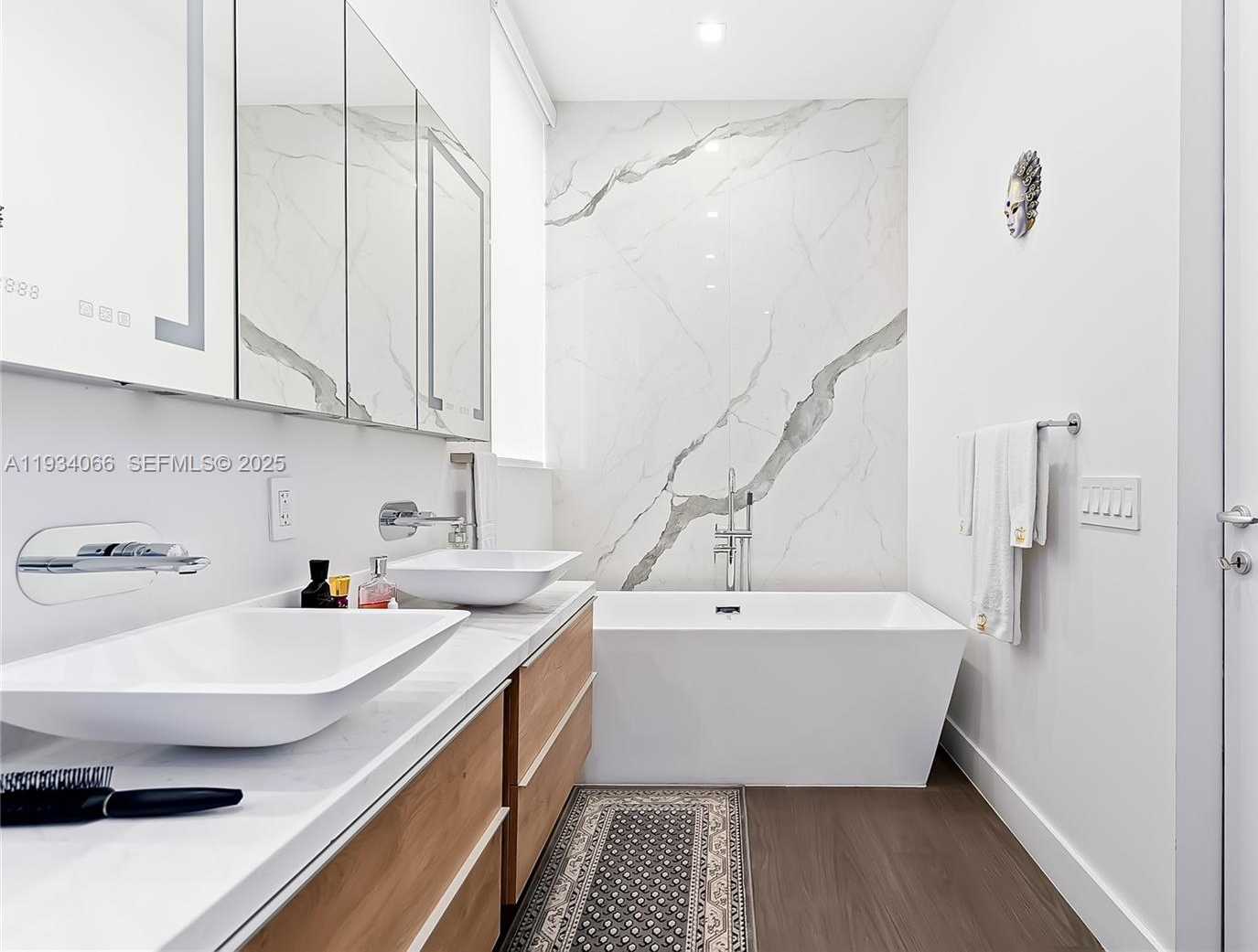 Small Image of 311 SOUTH EAST 189TH ST, Sunny Isles Beach Number 23